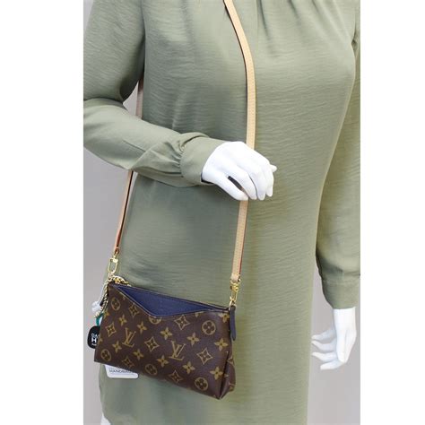 lv clutch handbag